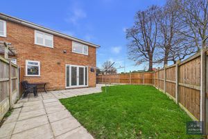 Photo 16- click for photo gallery